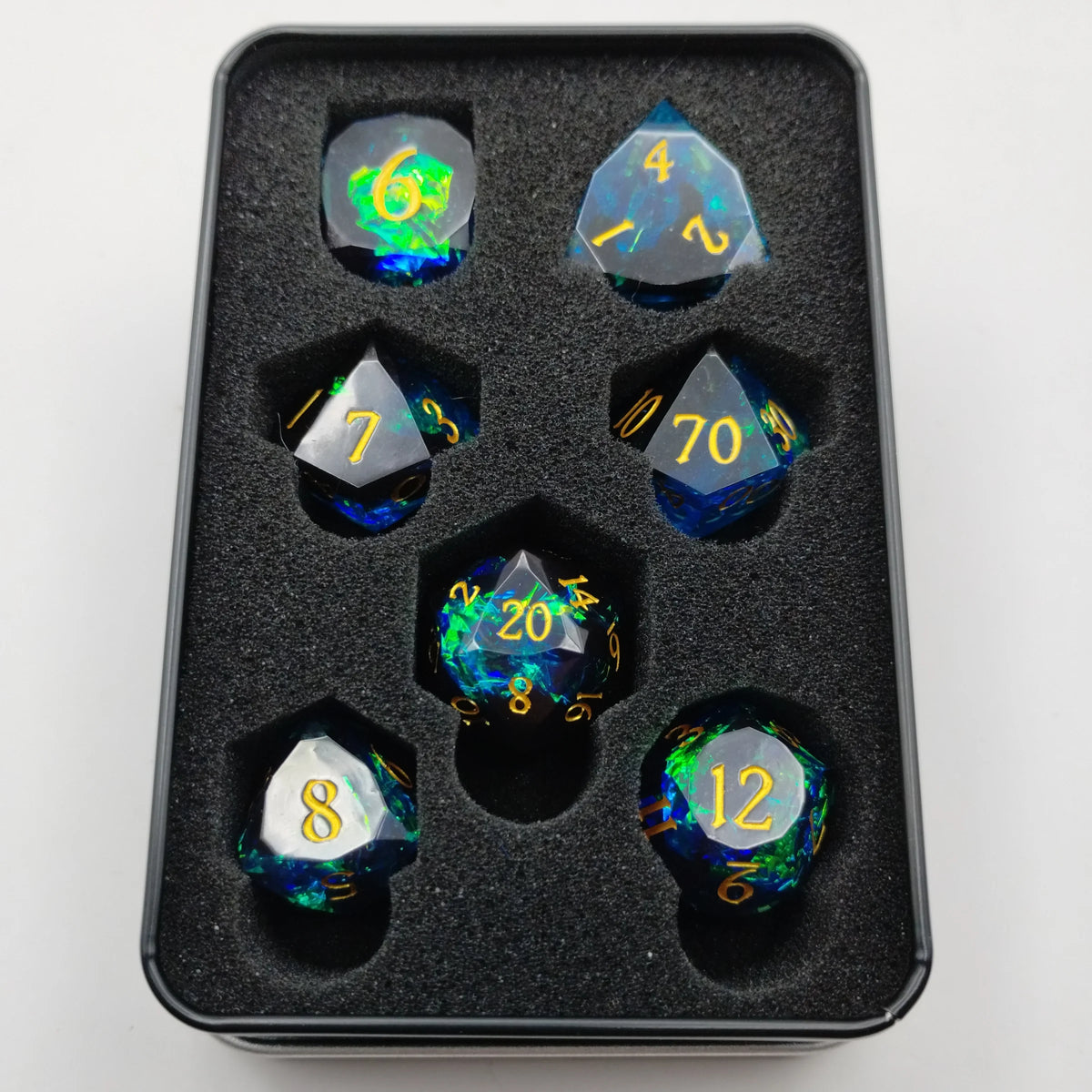 Ensemble de 7 dés en Résine taillée Bleu-Noir/Doré